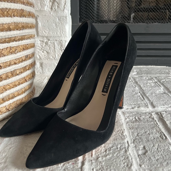 Black Alice + Olivia stilettos GUC fits like 8-8.5 - Picture 2 of 6